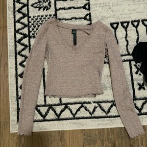 Wild Fable long sleeve v neck